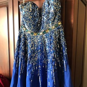 Sherri Hill evening dress size 4